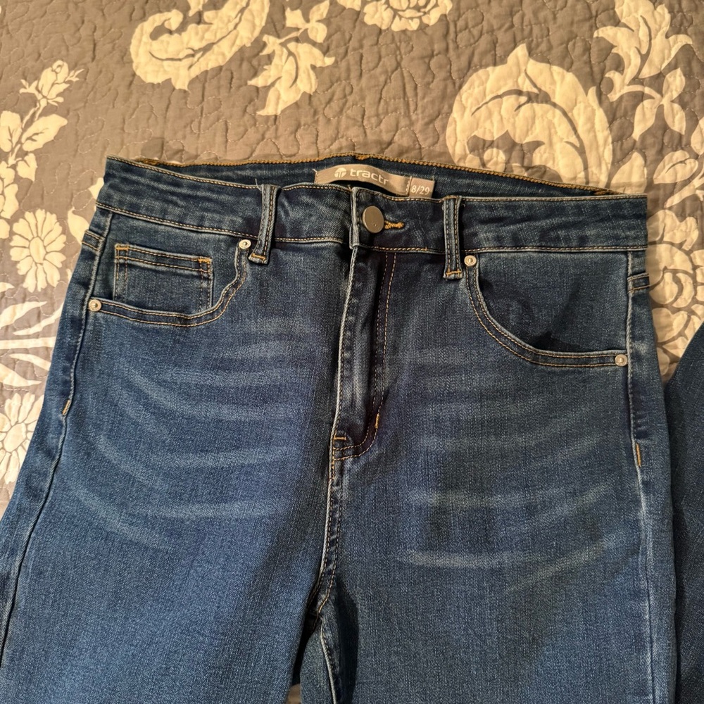 Tractr Jeans 8/29. New without tags.